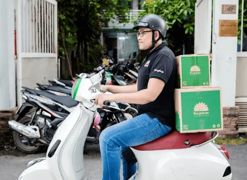 Tháng 1 - Tuyển dụng Nhân viên Giao Nhận