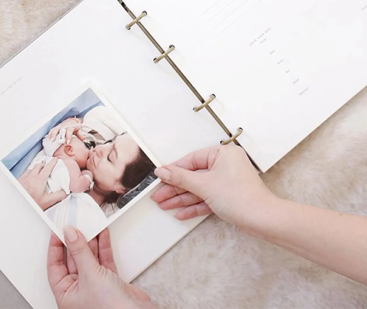 Nhật ký cuồng con của bố bỉm mẹ sữa
